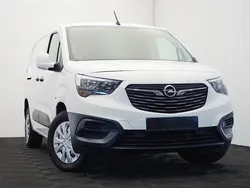 Weiß Gebraucht 2021 Opel Combo Edition Van / Kleinbus | 12.793 € (Fairer Preis)