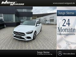 Weiß Gebraucht 2024 Mercedes B200 AMG Van / Kleinbus | 39.900 € (Teuer)