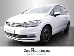 Weiß Gebraucht 2016 VW Touran Comfortline Van / Kleinbus | 17.930 € (Guter Preis)