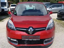 Rot Gebraucht 2013 Renault Scénic III Dynamique Van / Kleinbus | 2.990 €