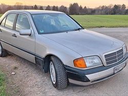 Andere farben Gebraucht 1994 Mercedes C180 Limousine | 3.000 €