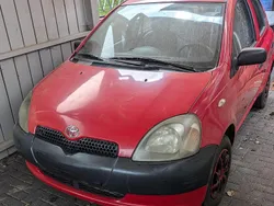 Rot Gebraucht 2000 Toyota Yaris Kleinwagen | 750 €
