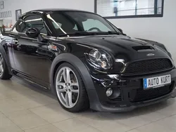 Schwarz Gebraucht 2012 Mini John Cooper Works Kleinwagen | 10.990 € (Guter Preis)