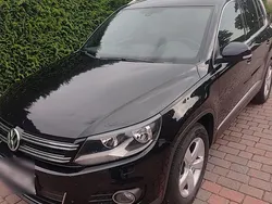 Schwarz Gebraucht 2015 VW Tiguan LOUNGE SUV | 14.400 € (Fairer Preis)