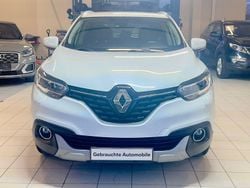 Weiß Gebraucht 2016 Renault Kadjar XMOD SUV | 11.450 € (Fairer Preis)