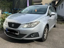 Silber Gebraucht 2011 Seat Ibiza ST Kombi | 5.500 € (Etwas zu teuer)