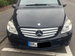 Schwarz Gebraucht 2006 Mercedes B180 Van / Kleinbus | 2.100 € (Superpreis)