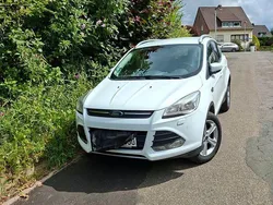 Weiß Gebraucht 2015 Ford Kuga SYNC Edition SUV | 10.800 € (Guter Preis)