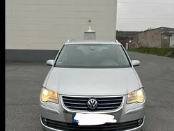Silber Gebraucht 2007 VW Touran Van / Kleinbus | 5.500 € (Fairer Preis)