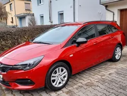 Rot Gebraucht 2022 Opel Astra Edition Kombi | 14.500 € (Guter Preis)