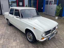 Weiß Gebraucht 1969 Alfa Romeo Giulia Limousine | 20.900 €