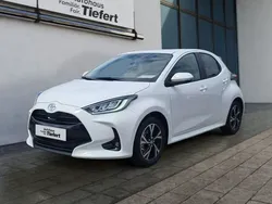 Weiß Neu 2025 Toyota Yaris Hybrid Kleinwagen | 27.850 € (Etwas zu teuer)