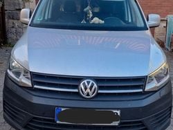 Silber Gebraucht 2017 VW Caddy Trendline Van / Kleinbus | 13.500 € (Fairer Preis)