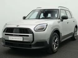 Grau Gebraucht 2024 Mini Countryman Classic SUV | 30.232 € (Superpreis)
