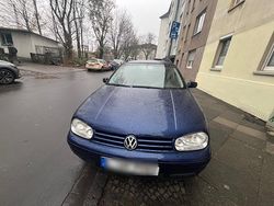 Blau Gebraucht 2004 VW Golf IV Kombi | 1.300 € (Fairer Preis)
