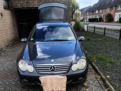 Grau Gebraucht 2004 Mercedes 180 Limousine | 5.500 €