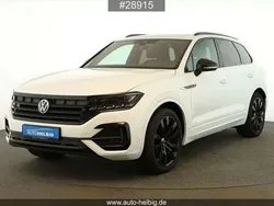 Weiss Gebraucht 2022 VW Touareg R-line SUV | 57.349 € (Fairer Preis)
