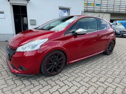 Rot Gebraucht 2014 Peugeot 208 GTi Kleinwagen | 5.790 € (Guter Preis)