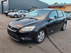 Schwarz Gebraucht 2010 Ford Focus Style Limousine | 1.750 € (Superpreis)