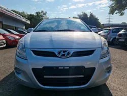 Silber Gebraucht 2012 Hyundai i20 Edition Kleinwagen | 2.650 € (Fairer Preis)