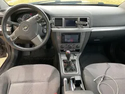 Grau Gebraucht 2005 Opel Vectra Limousine | 399 €