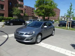 Gebraucht 2015 Opel Astra Selection Limousine | 12.800 € (Fairer Preis)