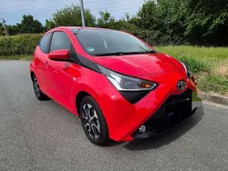 Rot Gebraucht 2020 Toyota Aygo X-play Kleinwagen | 11.400 € (Fairer Preis)