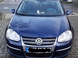 Blau Gebraucht 2006 VW Jetta Comfortline Limousine | 6.500 € (Etwas zu teuer)