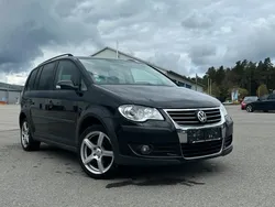 Schwarz Gebraucht 2007 VW Touran Cross Van / Kleinbus | 3.750 € (Fairer Preis)