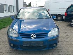 Blau Gebraucht 2004 VW Golf V Trendline Limousine | 650 € (Superpreis)