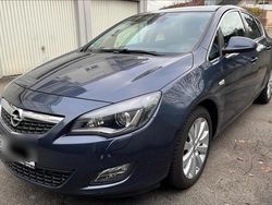 Blau Gebraucht 2009 Opel Astra Limousine | 7.990 €