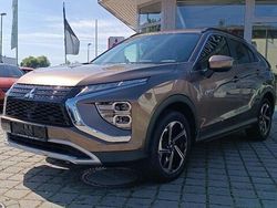 Braun Gebraucht 2024 Mitsubishi Eclipse Cross Plus SUV | 30.990 € (Etwas zu teuer)