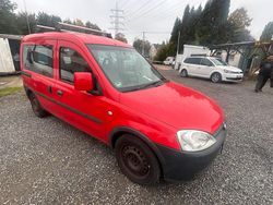 Rot Gebraucht 2011 Opel Combo Van / Kleinbus | 2.800 € (Fairer Preis)