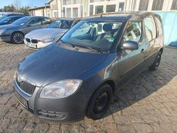 Grau Gebraucht 2009 Skoda Roomster Style Van / Kleinbus | 2.999 € (Etwas zu teuer)