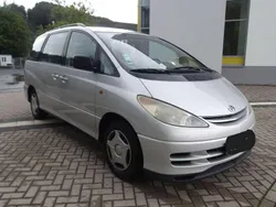 Silber Gebraucht 2003 Toyota Previa Sol Van / Kleinbus | 6.000 € (Teuer)