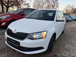 Bila candy/candyweiss Gebraucht 2016 Skoda Fabia Active Kleinwagen | 7.800 € (Fairer Preis)