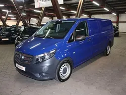 Atlantisblau Gebraucht 2021 Mercedes Vito Van / Kleinbus | 22.990 €