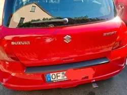 Rot Gebraucht 2007 Suzuki Swift Kleinwagen | 1.800 € (Etwas zu teuer)