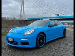Blau Gebraucht 2015 Porsche Panamera 4 Limousine | 18.999 €