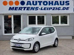 Weiß Gebraucht 2017 VW up! move up! Kleinwagen | 7.990 € (Fairer Preis)