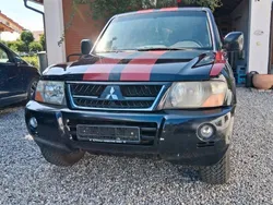 Schwarz Gebraucht 2006 Mitsubishi Pajero SUV | 4.500 € (Superpreis)