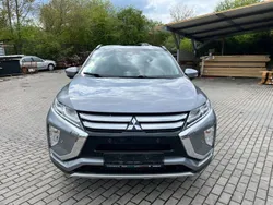 Grau Gebraucht 2018 Mitsubishi Eclipse Cross Edition SUV | 11.999 € (Fairer Preis)