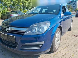 Blau Gebraucht 2005 Opel Astra Edition Limousine | 2.150 € (Fairer Preis)