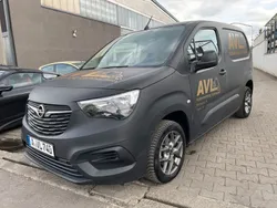 Jade weiss/arktis weiss Gebraucht 2020 Opel Combo Selection Van / Kleinbus | 16.499 € (Etwas zu teuer)
