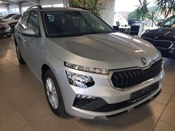 Brilliantsilber metallic (metallic) Gebraucht 2024 Skoda Kamiq SUV | 25.500 € (Fairer Preis)