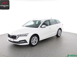 Weiß Gebraucht 2024 Skoda Octavia Kombi | 28.880 € (Guter Preis)