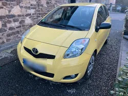 Gelb Gebraucht 2009 Toyota Yaris Kleinwagen | 4.800 € (Etwas zu teuer)