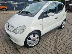 Weiß Gebraucht 1999 Mercedes A190 Avantgarde Limousine | 2.499 € (Etwas zu teuer)