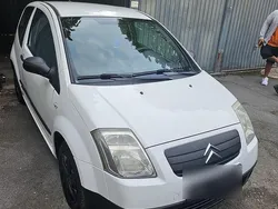 Weiß Gebraucht 2007 Citroën C2 Kleinwagen | 2.450 €