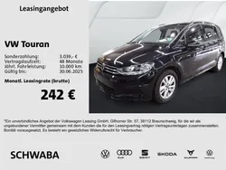 Deep black perleffekt Gebraucht 2024 VW Touran Comfortline Van / Kleinbus | 30.390 € (Guter Preis)